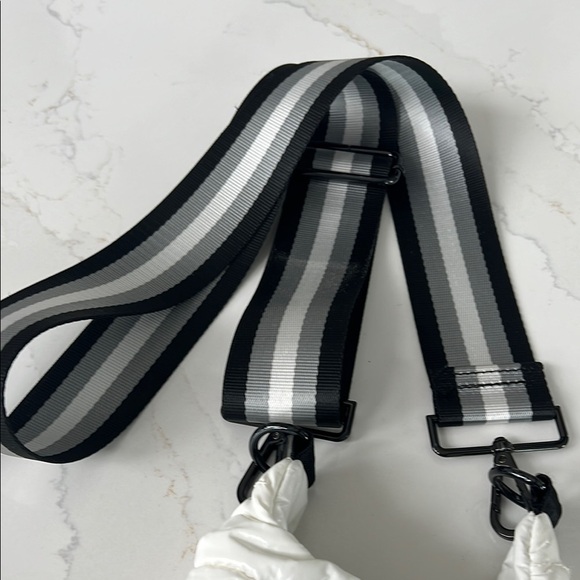 Chic Black and White Quilted Crossbody Bag with Striped Strap - Picture 2 of 7